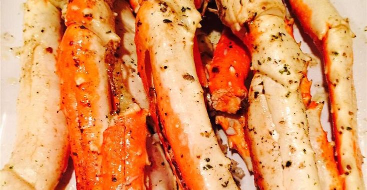 Crab Legs with Garlic Butter